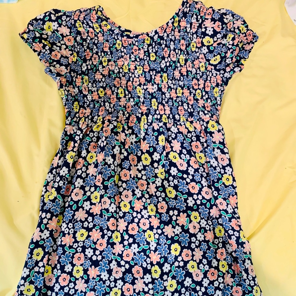 EUC- Carters Girls Dress